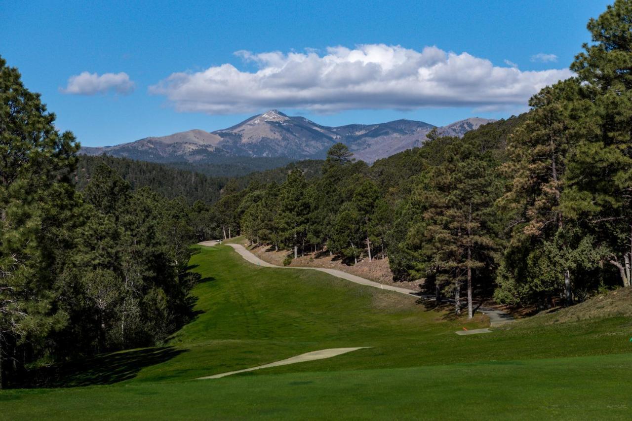 Pine Cabin, 2 Bedrooms, Fireplace, Midtown, Sleeps 6 Ruidoso Exterior foto