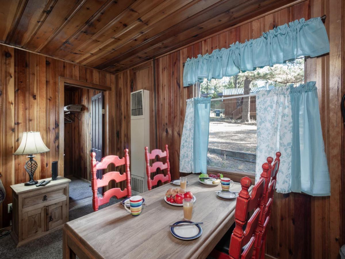 Pine Cabin, 2 Bedrooms, Fireplace, Midtown, Sleeps 6 Ruidoso Exterior foto